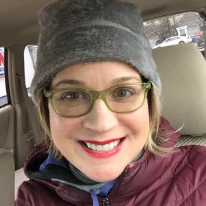 Meet your Posher, Lisa